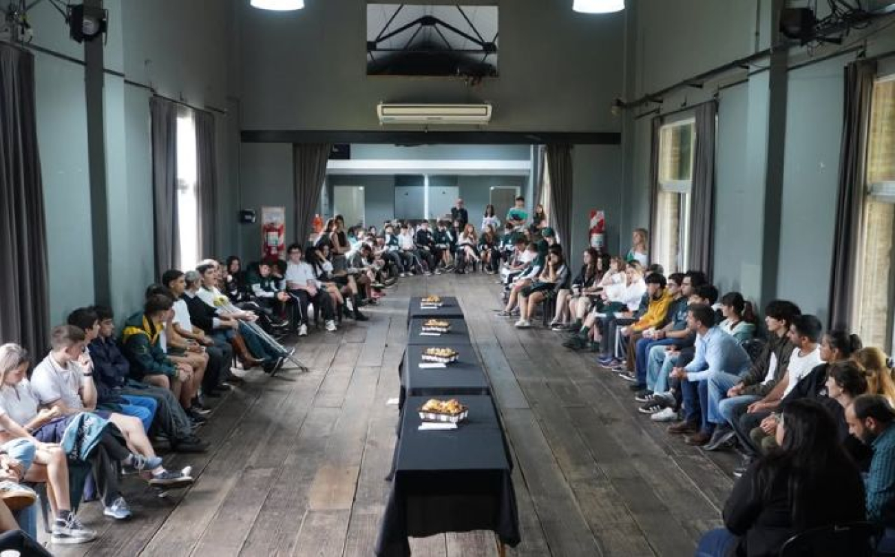 Mercedes: Unos 50 estudiantes compartieron el balance del Programa Municipal de Pasantías 2025