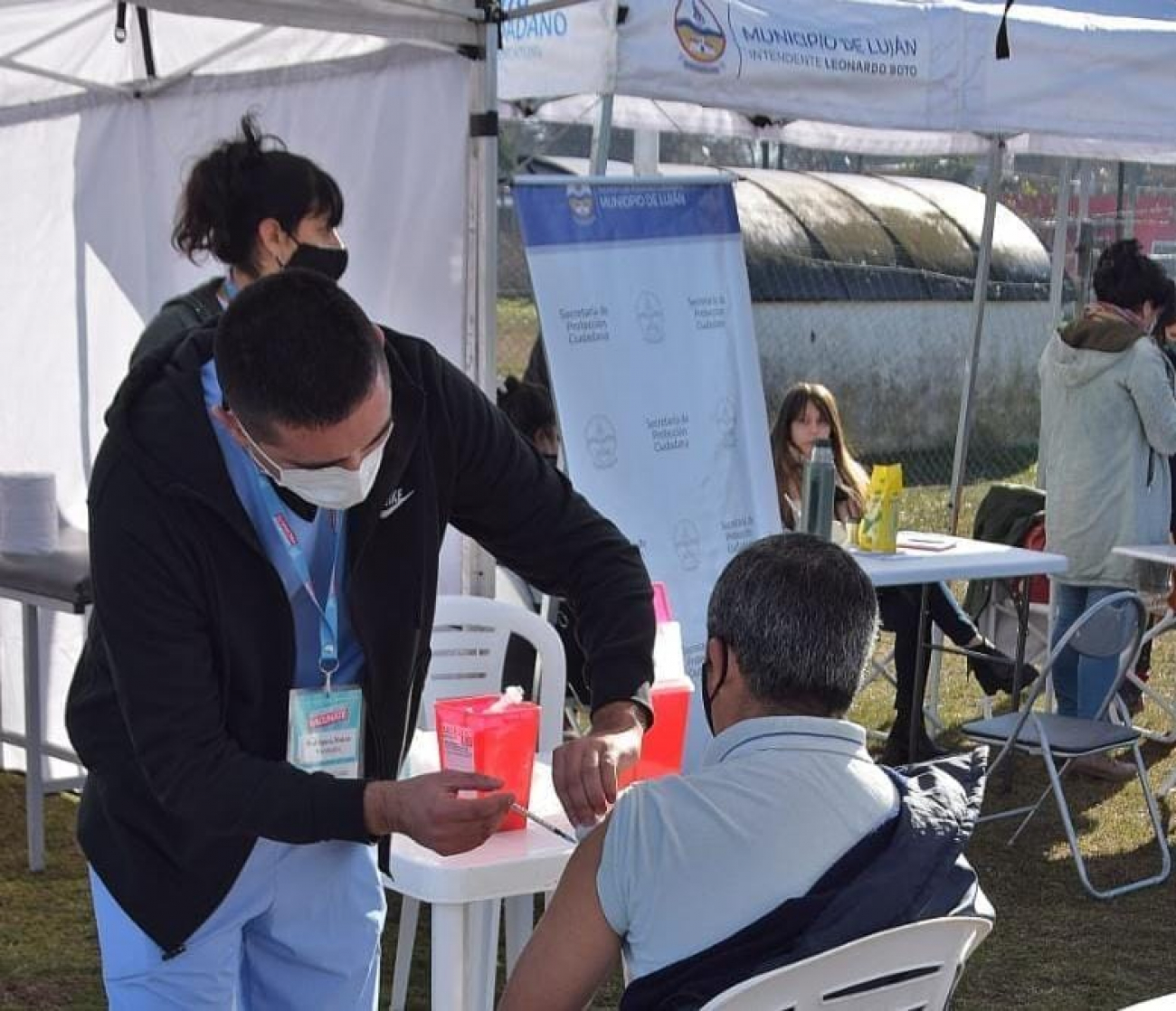 Coronavirus: profundizan los operativos de vacunación en barrios y localidades