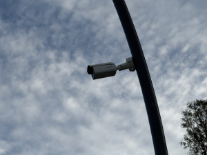 Luján: El Municipio avanza con la instalación de cámaras de seguridad en el nuevo Paseo Ribereño