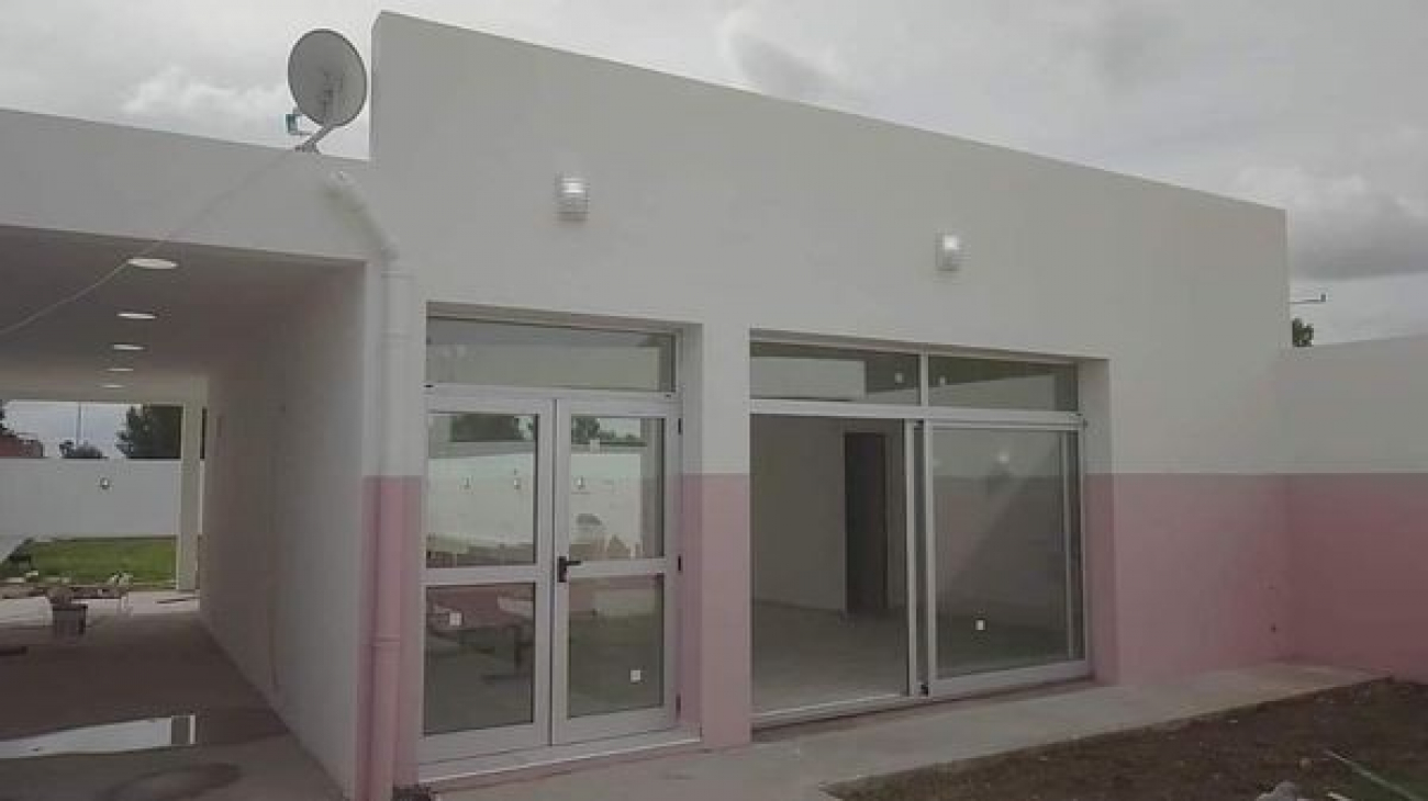 ¿Cuándo se inaugura el esperado CAPS del barrio Pico Rojo?