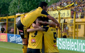 En su vuelta al Nacional el Canario empató en casa