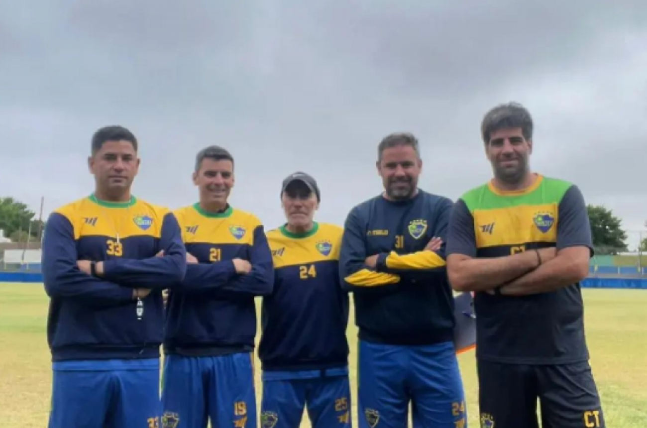 Alem: "Piter" Torres dejó de ser el DT tras perder con Puerto Nuevo