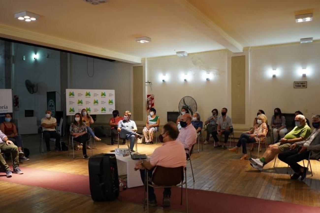 Lanzan oficialmente la “Mesa de Adultos Mayores” de la ciudad