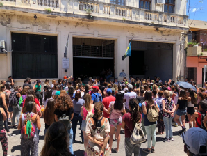 DETIENEN A LAS PRIMERAS DOS PERSONAS INVOLUCRADAS EN LA VIOLACIÓN EN MANADA EN LUJÁN