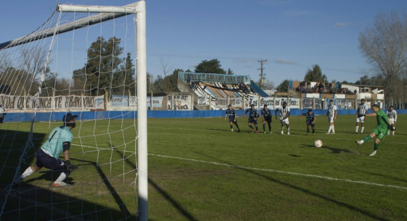 Atlas y Alem cerraron el certamen con empates sin goles
