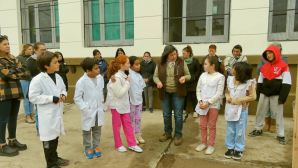 Suipacha: plantan árboles junto a los chicos de la Escuela 1