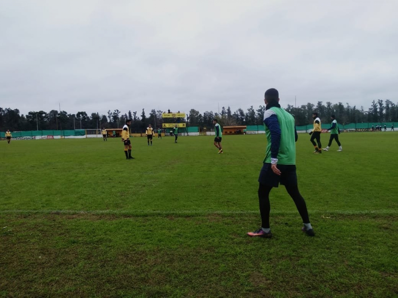 FLANDRIA IGUALÓ EN SU PRIMER AMISTOSO