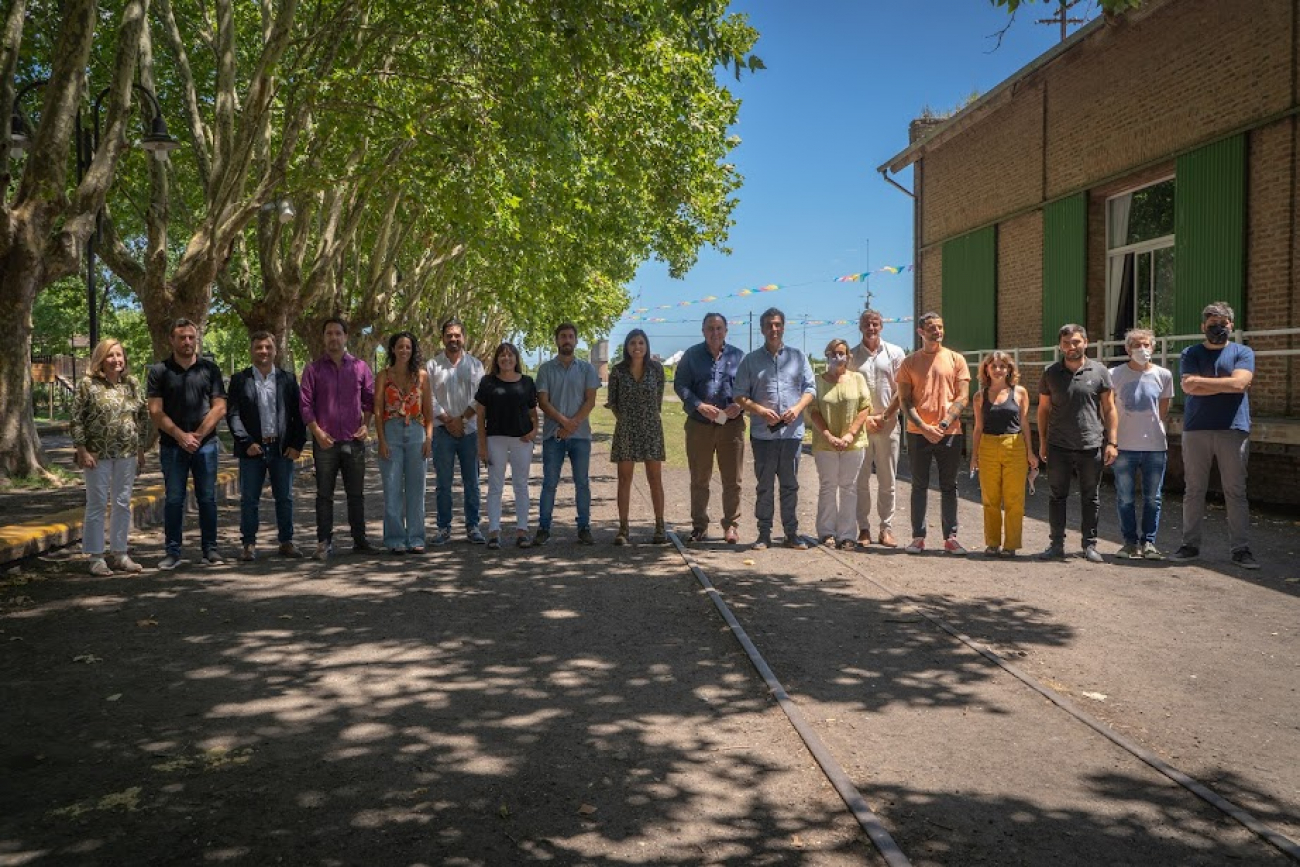 La ministra de Ambiente y Ustarroz encabezaron un encuentro con intendentes en Mercedes