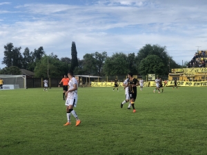 FLANDRIA EMPATÓ Y NO PUDO ROMPER LA RACHA NEGATIVA