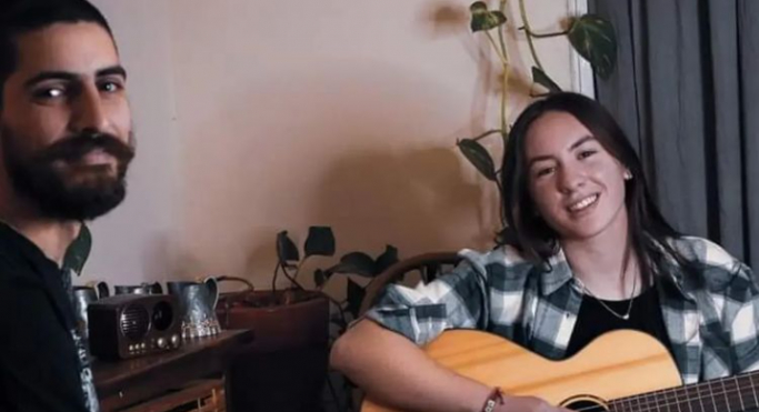 Martina Arroche grabó su primera canción en &quot;Escuchá Suipacha&quot;