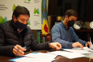 MINISTRO ARROYO ESTUVO EN MERCEDES PARA FIRMA DE CONVENIOS