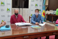 Se completó el proceso dominial de las tierras donde esta ubicada la Escuela Municipal &quot;El Pampero&quot;