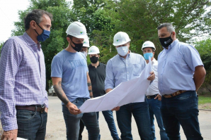 EL INTENDENTE Y EL MINISTRO DE OBRAS PÚBLICAS DE NACIÓN FIRMARON CONVENIOS