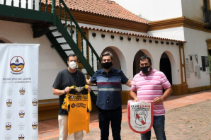 BOTO ENTREGÓ SUBSIDIOS A FLANDRIA Y LUJÁN