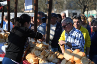 Mercedes de prepara para la 6° Fiesta de la Galleta de Campo en Tomás Jofré