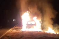 Mercedes: incendio vehicular sobre Ruta 5
