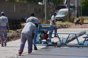 Mercedes: con mano de obra municipal avanza el nuevo pavimento