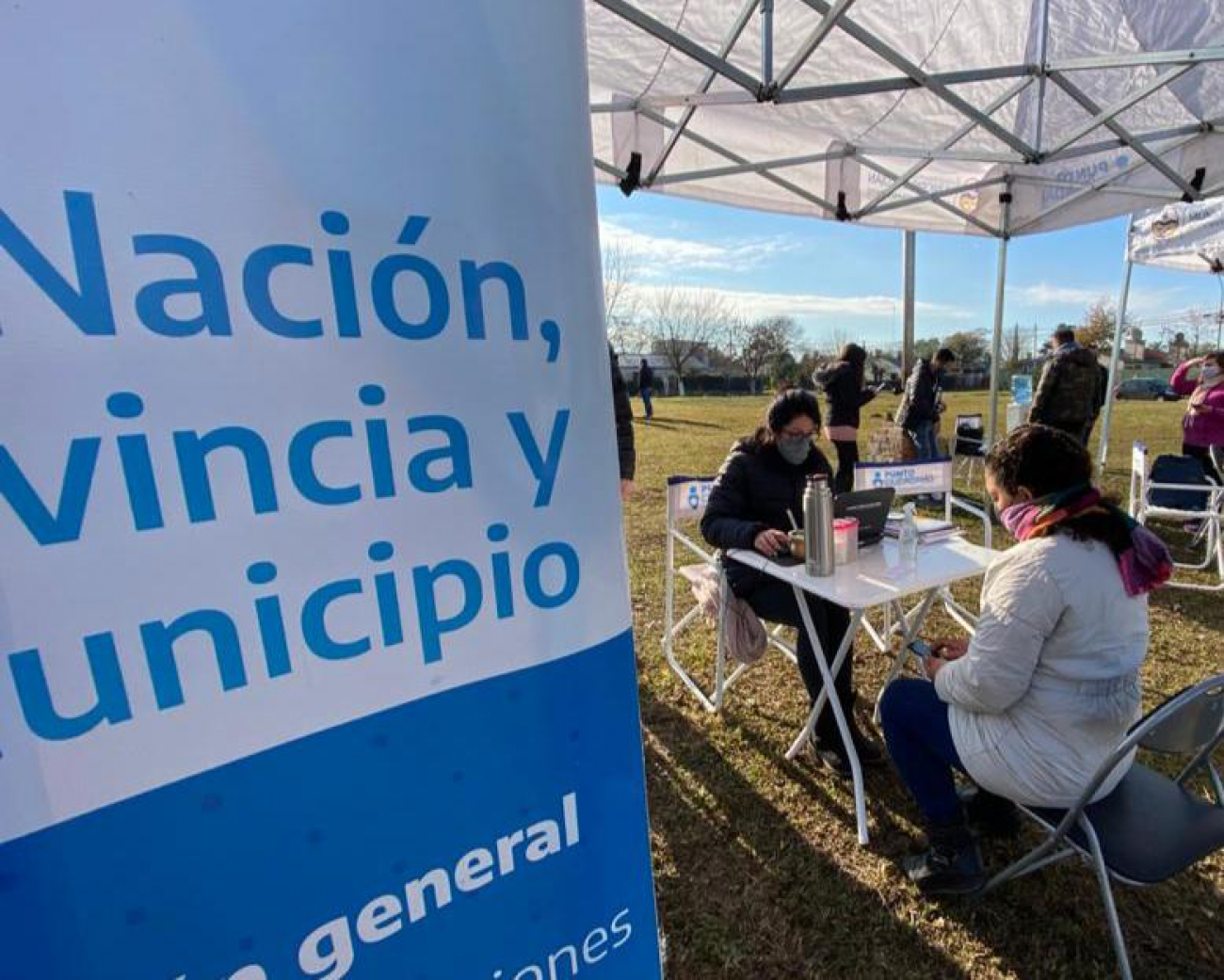 Punto Ciudadano y Mercado de Cercanía en los barrios Elli y Villa del Parque