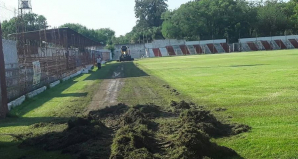 LIGA MERCEDINA: TRABAJOS EN EL CAMPO DEL ESTADIO MUNICIPAL