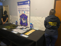 Allanamiento en Agua de Oro: secuestran drogas, armas y detienen a un hombre