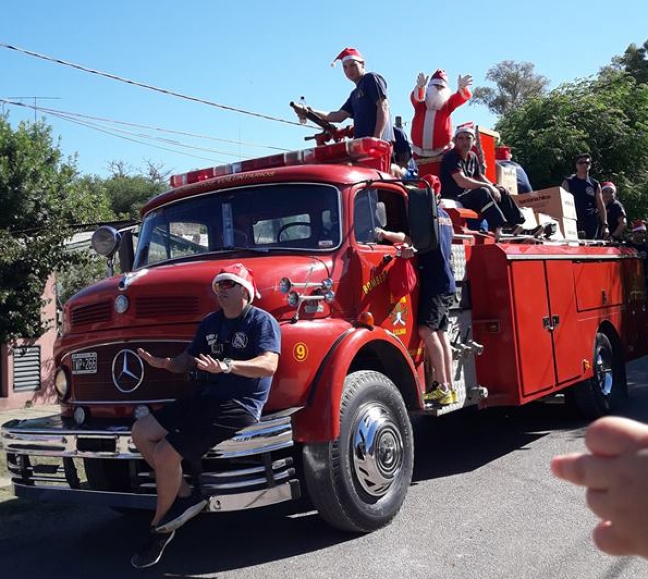 BOMBEROS VOLUNTARIOS DE JAUREGUI Y OTRA JORNADA PARA EL RECUERDO