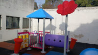 Luján: El Municipio continúa instalando juegos infantiles en escuelas del distrito