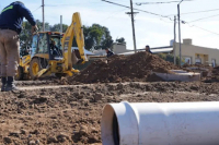 Amplían red cloacal en barrio Villa Indutrial Este