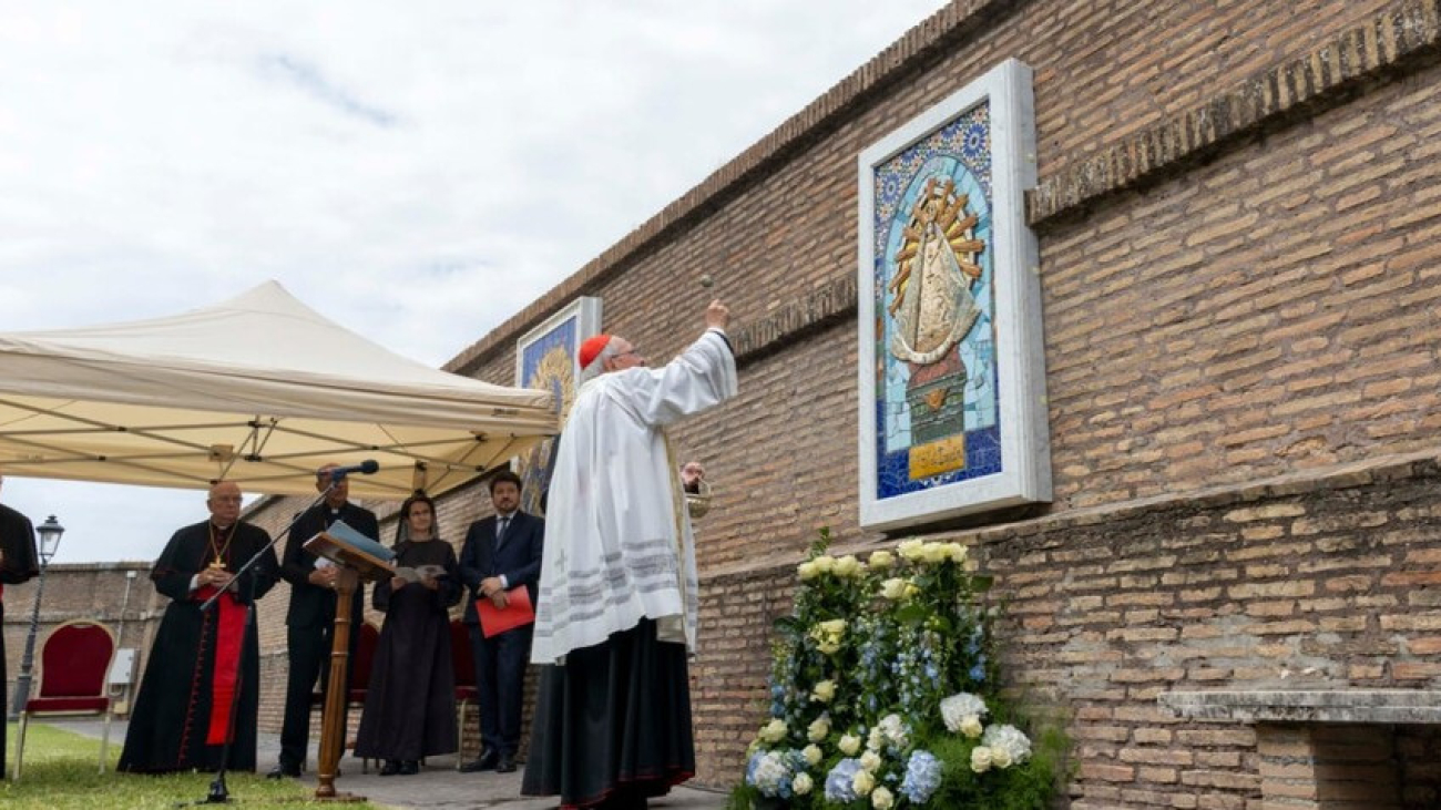 La Virgen de Luján se encuentra en los jardines del Vaticano