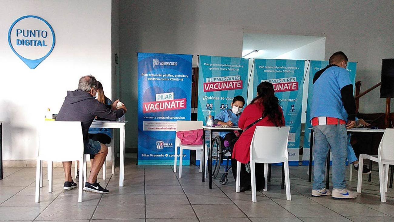 El Gobierno bonaerense anunció la vacunación libre contra el coronavirus para mayores de 55 años