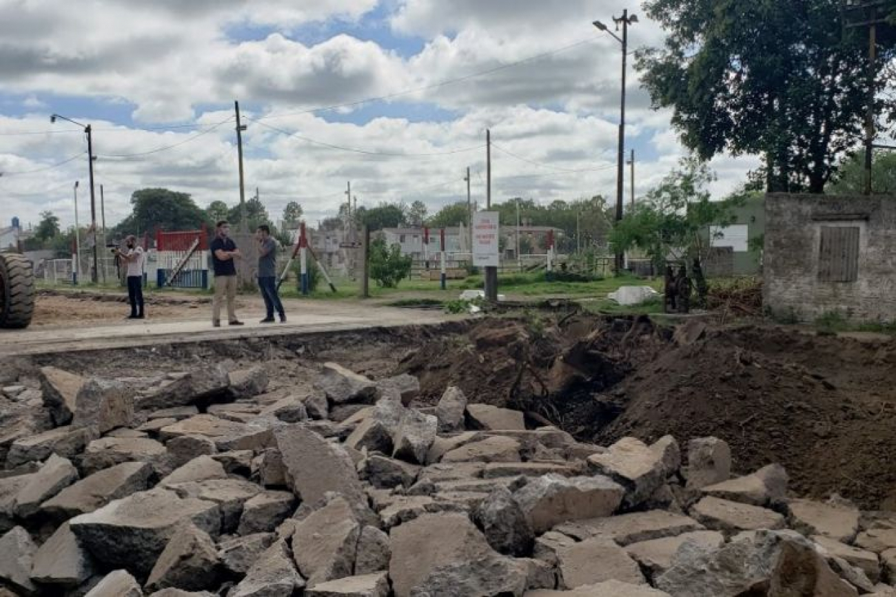 Realizan obra de repavimentación y jerarquización en calle 15 de 20 a 42