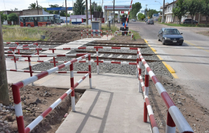 Renovación de vías: se habilitó el segundo paso a nivel de Jáuregui y se iniciaron obras en Olivera