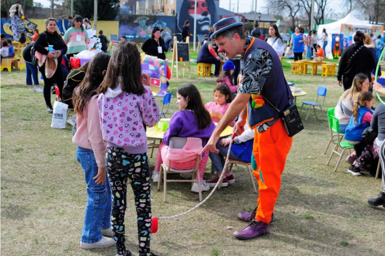 Mercedes prepara "Gran fiesta por el día de la niñez" en La Trocha