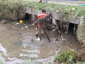 TRABAJOS DE LIMPIEZA Y MANTENIMIENTO EN BARRIOS DE GENERAL RODRIGUEZ