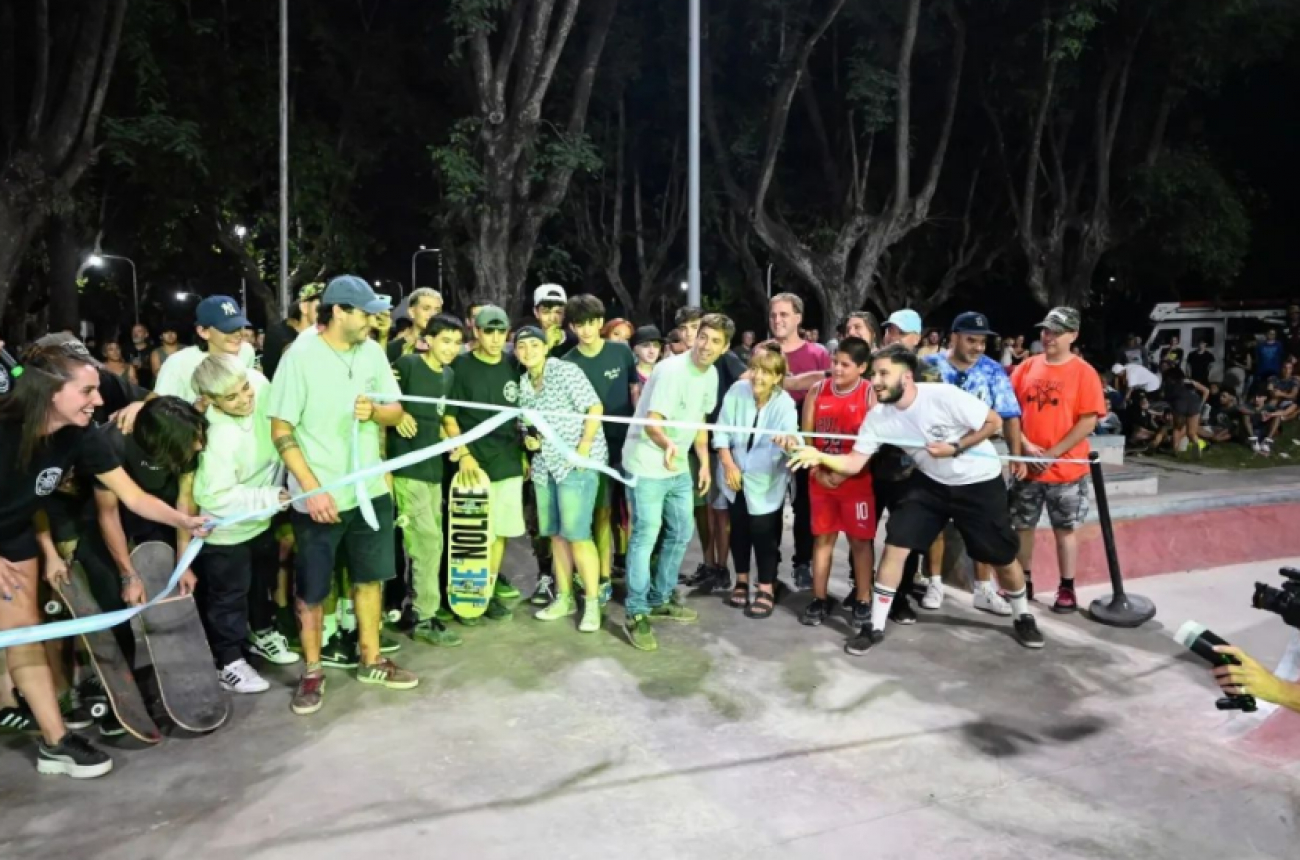 Se inauguró el Skate Park Mercedes con gran participación