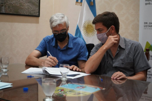 Mercedes firmó un convenio con la Universidad de La Plata por el programa «1000 Días»