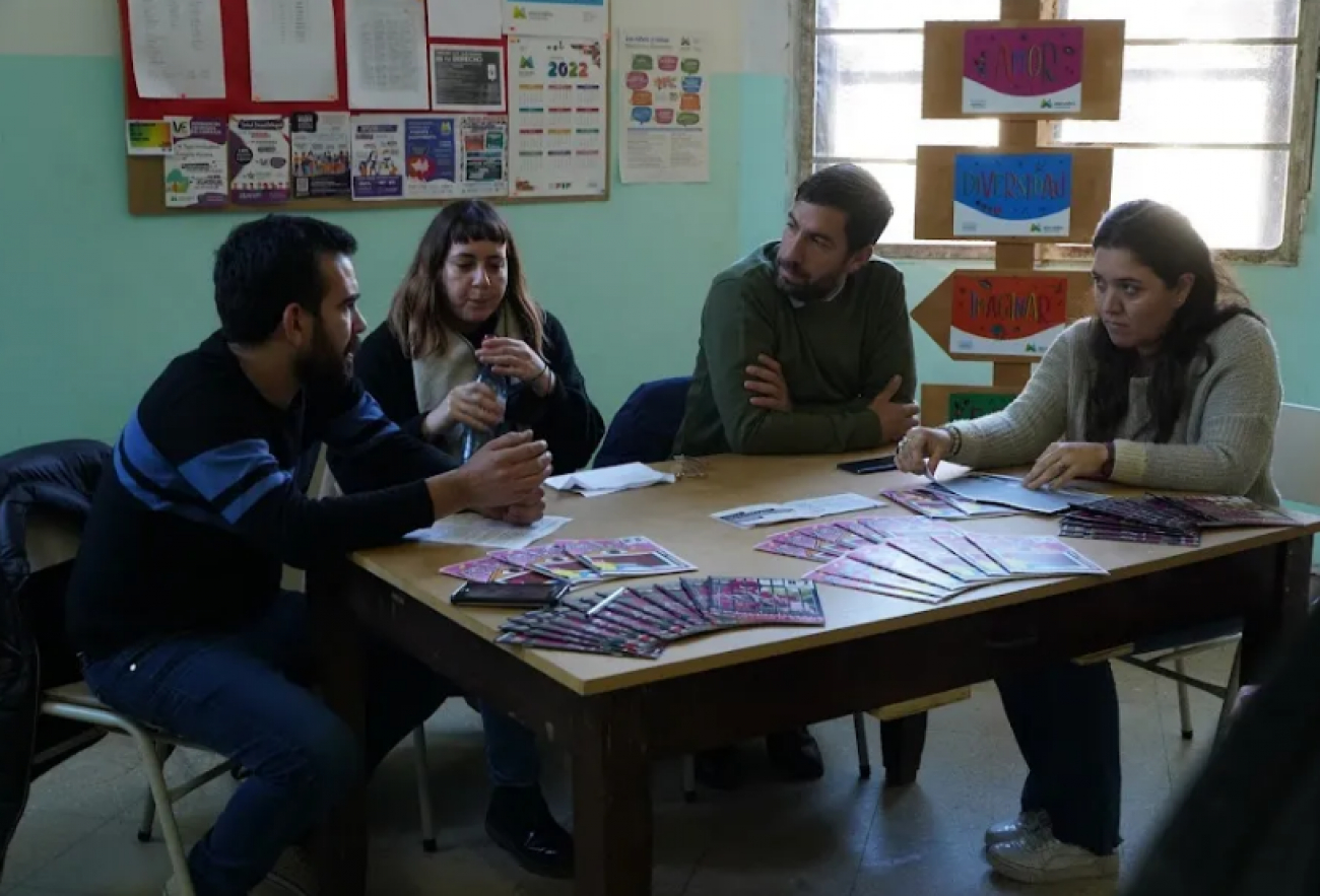 Lanzan concurso literario «Mercedes ATR»